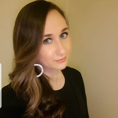Profile Picture of Rachel Factor (@rach_factor) on Twitter