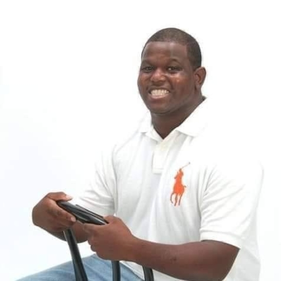 Profile Picture of Beverly Allen (@bdallen58) on Poshmark