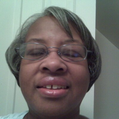 Profile Picture of L T Freeman-Martin (@LuckyLoretta) on Twitter