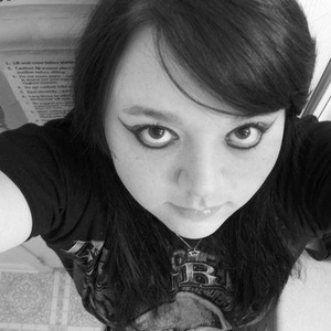 Profile Picture of Crystal Weatherholt (@whatdoicarefor) on Myspace