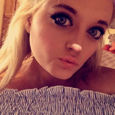 Profile Picture of Louise Simms (@LouiseSimms9) on Twitter