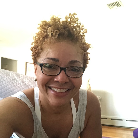 Profile Picture of Monique Patrick (@jumpyourfit) on Poshmark