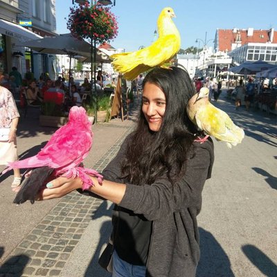 Profile Picture of SG (@SapnaGandhi10) on Twitter