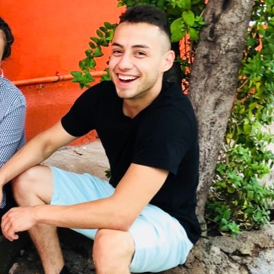 Profile Picture of Mark Acevedo (@CosmoMx777) on Twitter