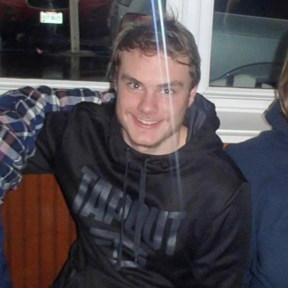 Profile Picture of Seth Gray (@seth_gray) on Poshmark