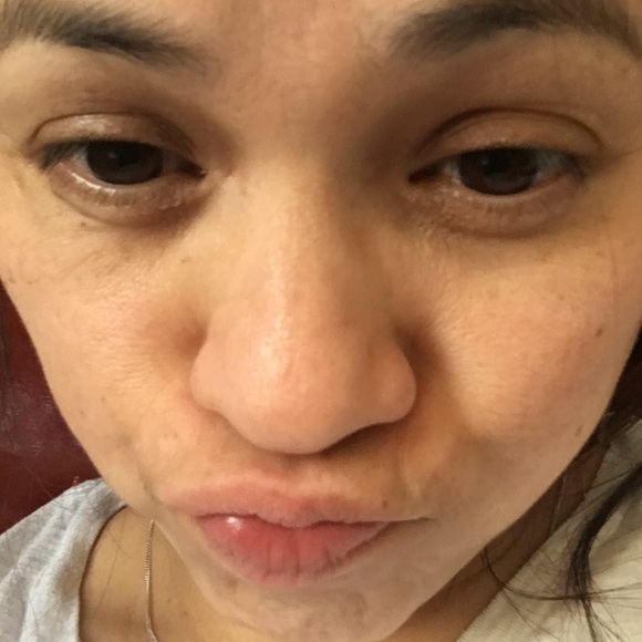 Profile Picture of Marilou Canlas (@pheylhou) on Poshmark