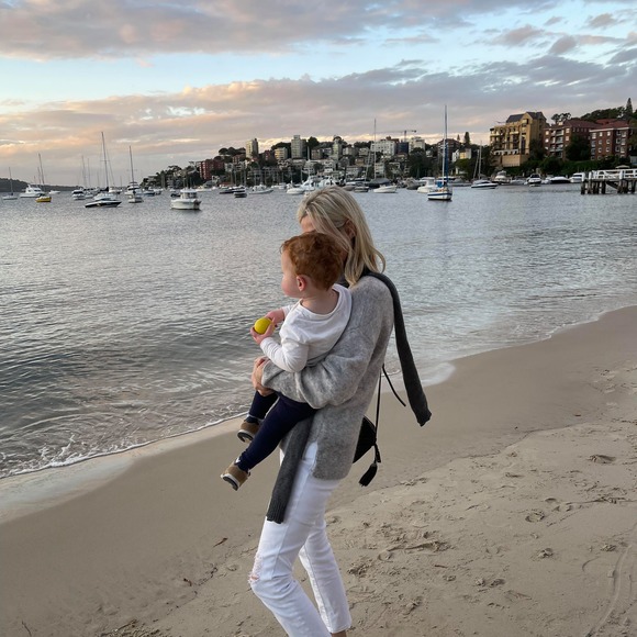 Profile Picture of Roxanne Gorman (@roxanne_gorman) on Poshmark