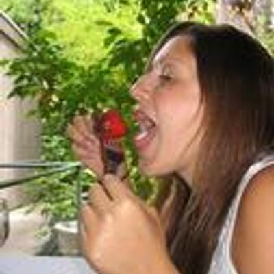 Profile Picture of Lucia Calzada (@LUCIAyyh) on Twitter