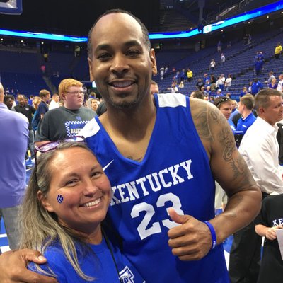 Profile Picture of Carrie Cox (@Wildcatcarrie) on Twitter