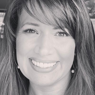 Profile Picture of Jennifer Wallace (@jenwallace12) on Twitter