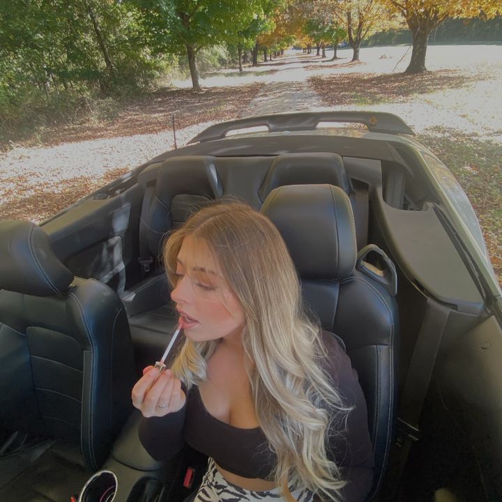Profile Picture of Nicole (@nicole.evanns) on Tiktok