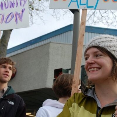 Profile Picture of Tracey Steger (@spacecowgirl22) on Twitter