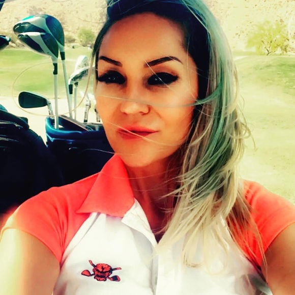 Profile Picture of Nichole Moore (@nleahann) on Poshmark