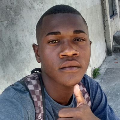 Profile Picture of L.o Trem Do Beco😎💸🎈👲🔫 (@Leonard40755500) on Twitter