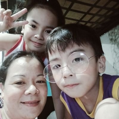 Profile Picture of Josefina Samaniego (@akosiphin_19) on Twitter