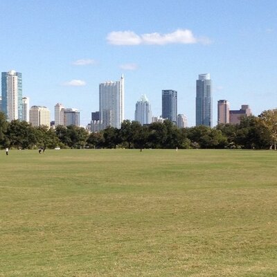 Profile Picture of Geoffrey Roach (@grhorns34) on Twitter
