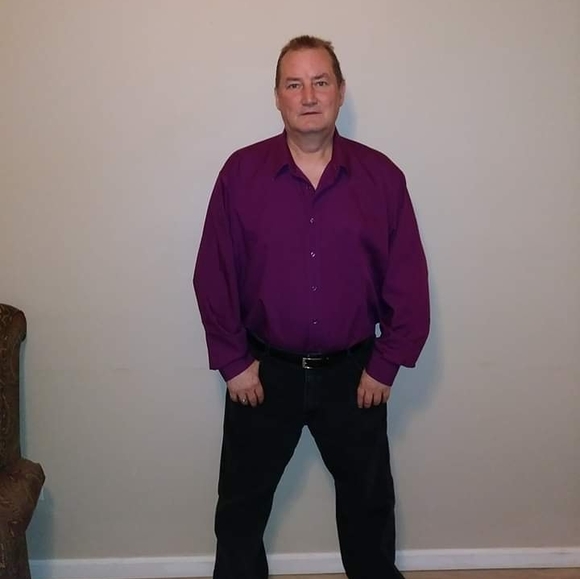 Profile Picture of Deon Campbell (@cdeon1963) on Poshmark