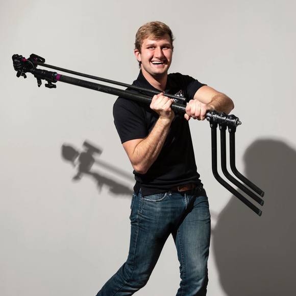 Profile Picture of Chris Dirker (@dirker11) on Poshmark