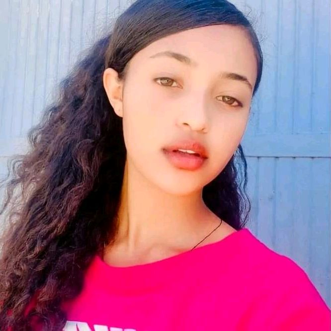 Profile Picture of Hyatt Hyatt (@hyatthyatt) on Tiktok