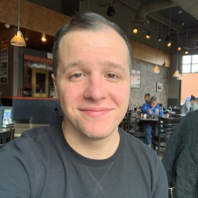 Profile Picture of Lorenzo (@choirboyEnzo) on Twitter