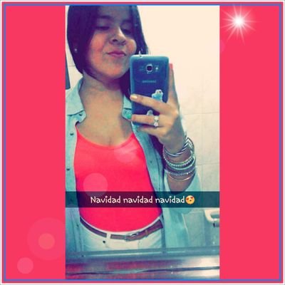 Profile Picture of Paula Acuña (@paulaacuna_28) on Twitter