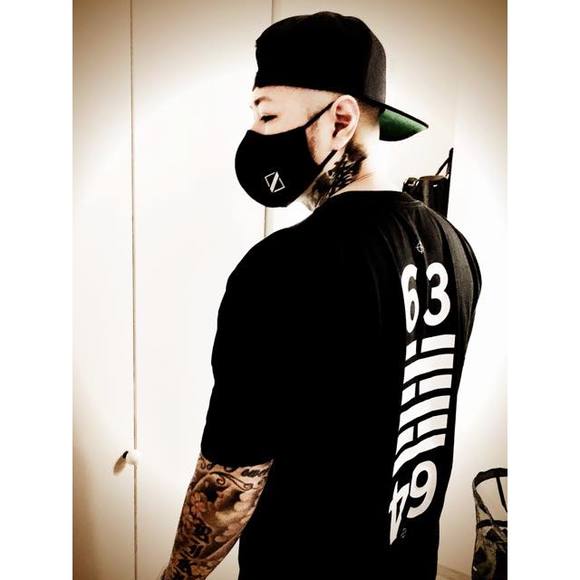 Profile Picture of Reid Yoshimura (@aznarowana) on Poshmark