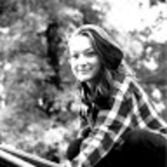 Profile Picture of Maddie Kempher (@madisonkempher) on Poshmark