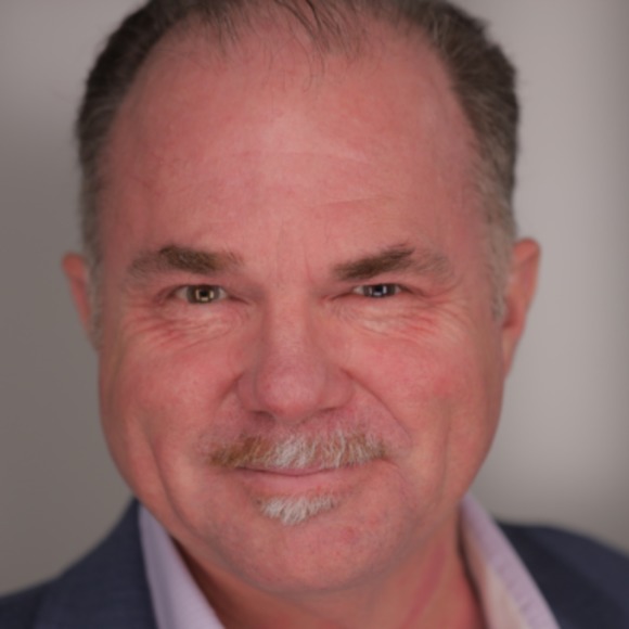Profile Picture of Brian Curnutt (@seattleposhmark) on Poshmark