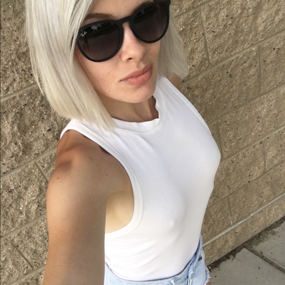 Profile Picture of Hannah Chagnon (@hannic103) on Poshmark