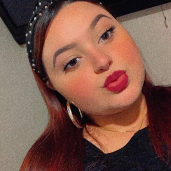 Profile Picture of Myreisha Cubero (@myreishacubero) on Poshmark