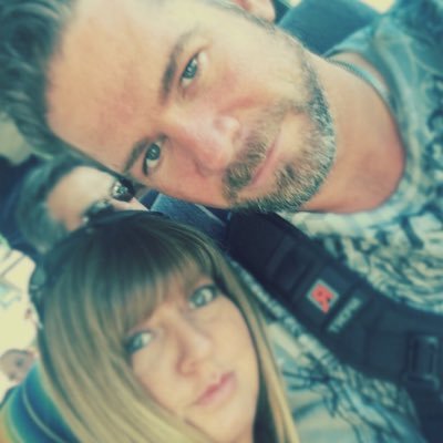 Profile Picture of Tina Cobb (@@1and1makes2) on Twitter