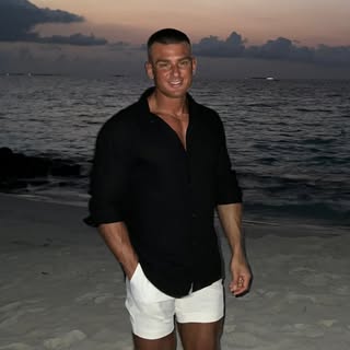 Profile Picture of Luke Robinson (@robinsonluke) on Instagram