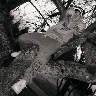 Profile Picture of Joseph Bonomi (@YUNG.J.1301) on Facebook