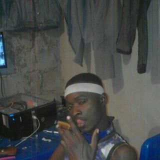 Profile Picture of Charly Dollar (@alexandredollar.dollar.7) on Facebook