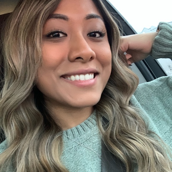 Profile Picture of Bianca Arias (@bianca_elisha) on Poshmark