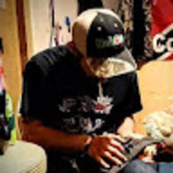 Profile Picture of Justin Higgs (@higgsjustin47) on Poshmark