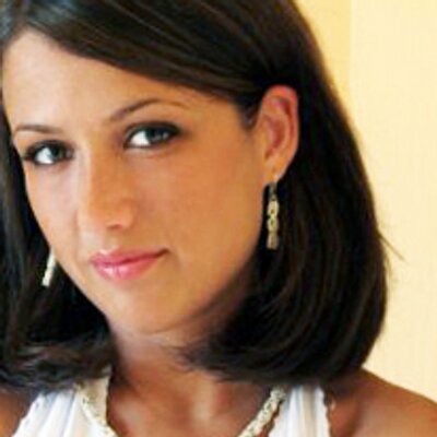 Profile Picture of Helen.Go (@Helen_Go) on Twitter