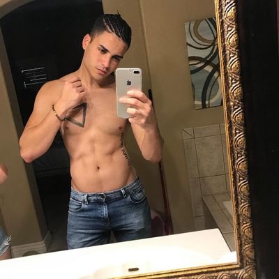 Profile Picture of Acosta (@Santos79285027) on Twitter