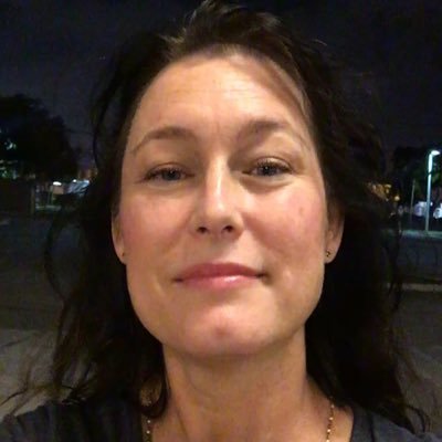 Profile Picture of Julie Anne Jernigan (@julieaj111) on Twitter