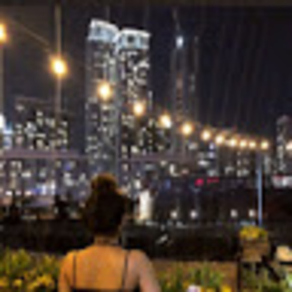 Profile Picture of Aliyah Barlay (@aliyah3025) on Poshmark