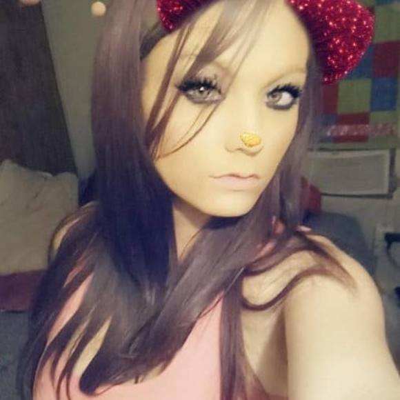 Profile Picture of Megan Northcutt (@megannorthcutt) on Poshmark