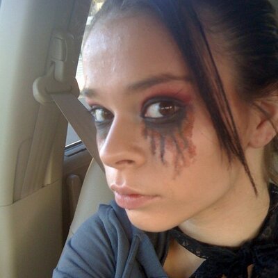 Profile Picture of Lara Mathews (@xxArrowxx) on Twitter