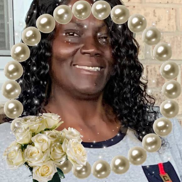 Profile Picture of Tonya Atkinson (@tatkinson43) on Poshmark