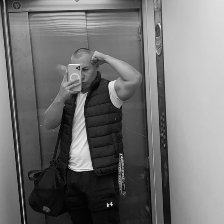 Profile Picture of miichasv (@michalmyszkowski) on Tiktok