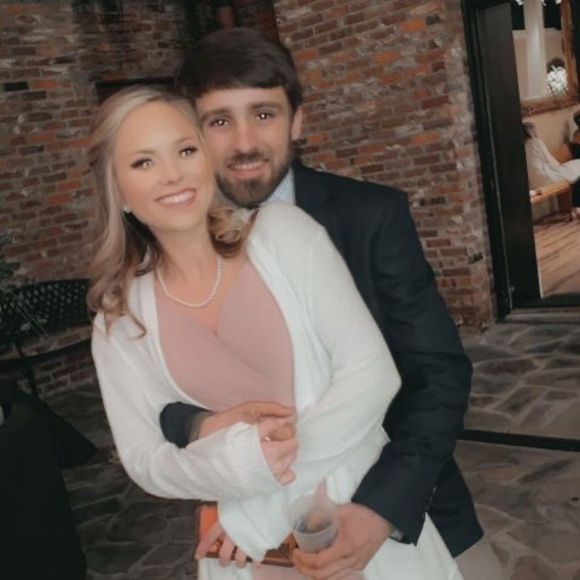 Profile Picture of Kimberlynn Doss (@kimberlynndoss) on Poshmark