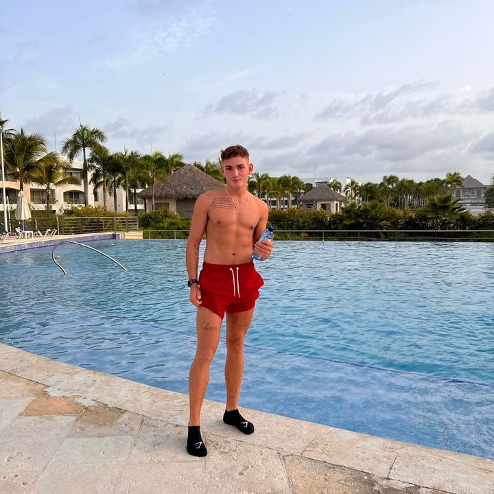 Profile Picture of Gabriel Lee Mackenzie (@gabrielleemackenzie) on Tiktok