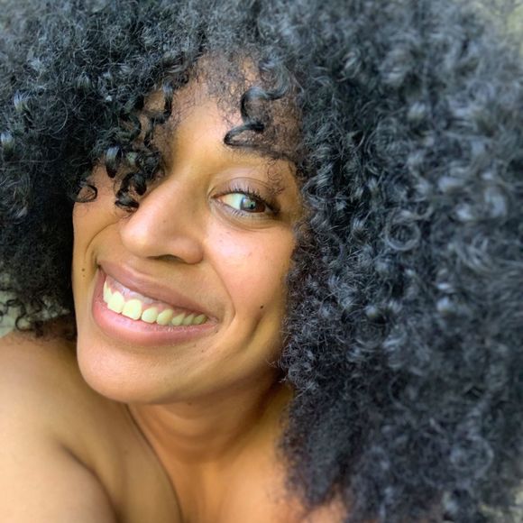 Profile Picture of Lisandra Noboa (@ladybug2356) on Poshmark