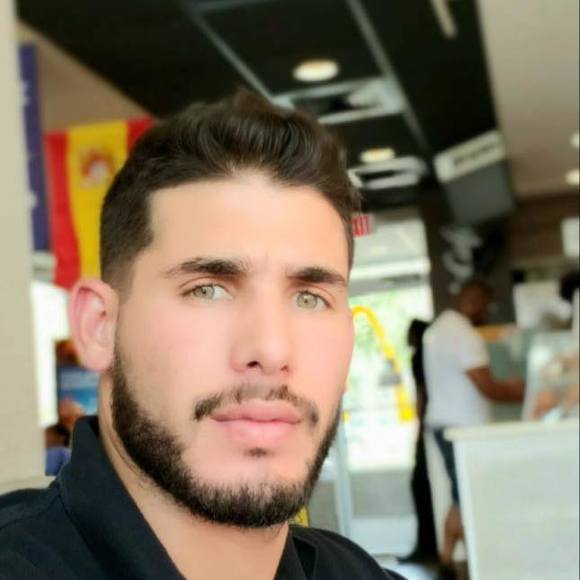 Profile Picture of Peterson Martins (@petersonmartins) on Poshmark