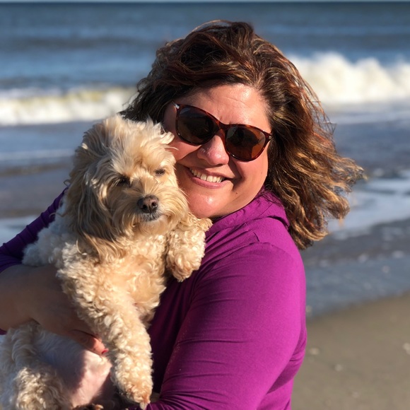 Profile Picture of Maria Mcartor (@marmcartor) on Poshmark