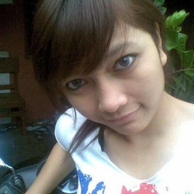 Profile Picture of Alice Shine (@AliceShineGirl) on Twitter